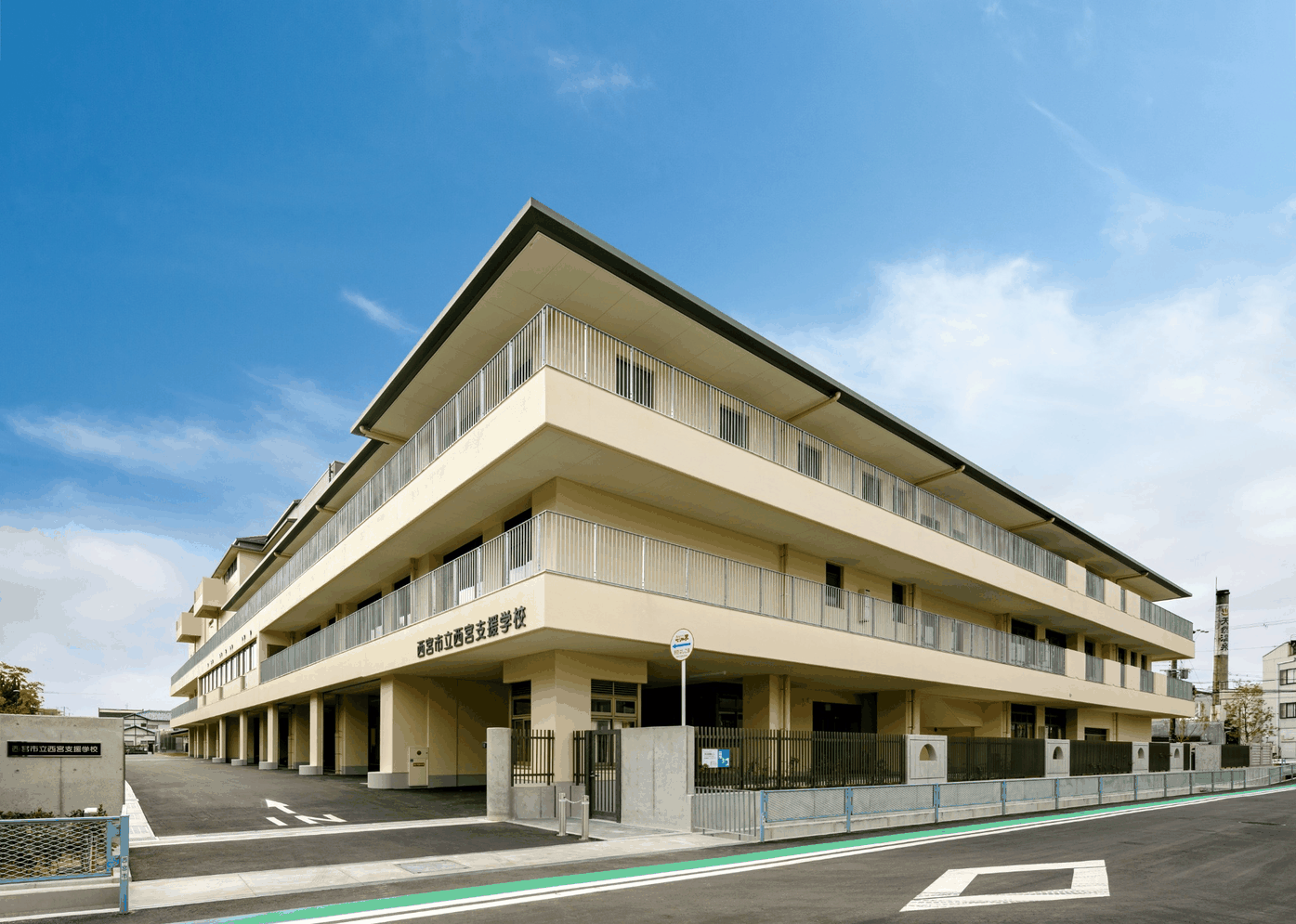 西宮養護学校校舎改築工事 施工写真1