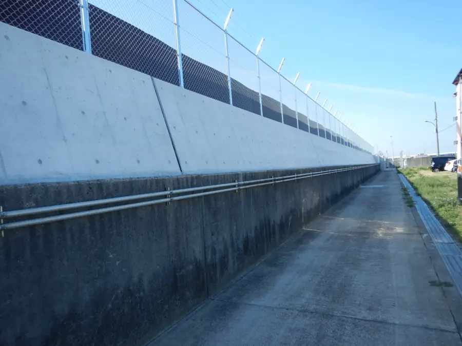 鳴尾浜地区東護岸改修工事（その5） 施工写真2